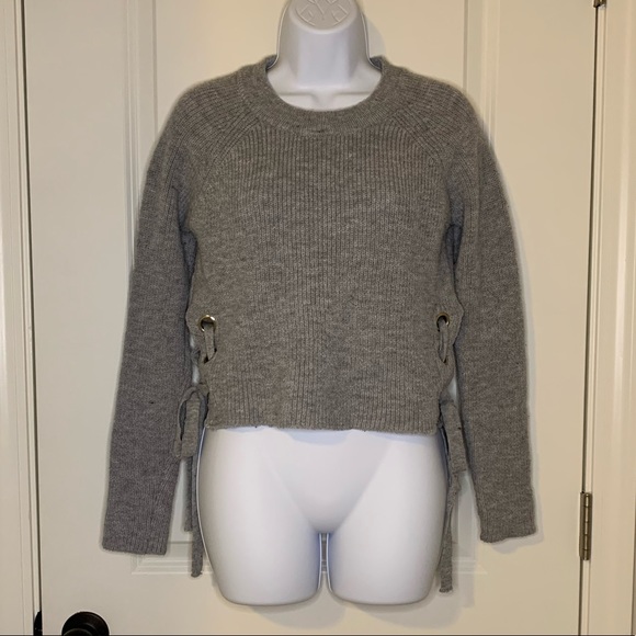Grey cropped sweater with ties on the sides. - Picture 1 of 6